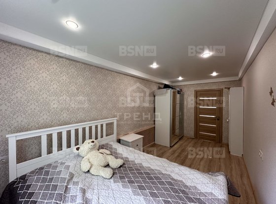 Продажа четырехкомнатной квартиры - Большевиков проспект, д.4, корп.1 