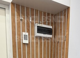 Продажа трехкомнатной квартиры - Россия, Санкт-Петербург, Дыбенко ул., 8, к 2 