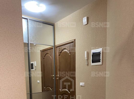 Продажа трехкомнатной квартиры - Художников проспект, д.33, корп.4 