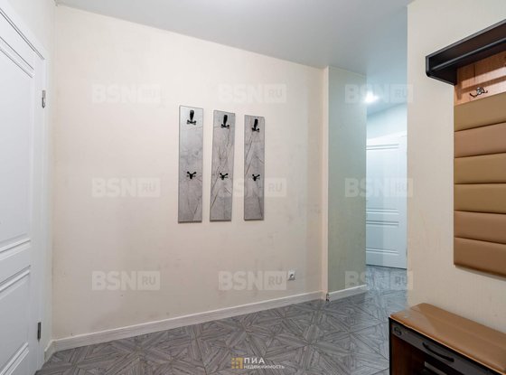 Продажа четырехкомнатной квартиры - поселок Парголово, Тихоокеанская улица, д.1, корп.1 стр 1 