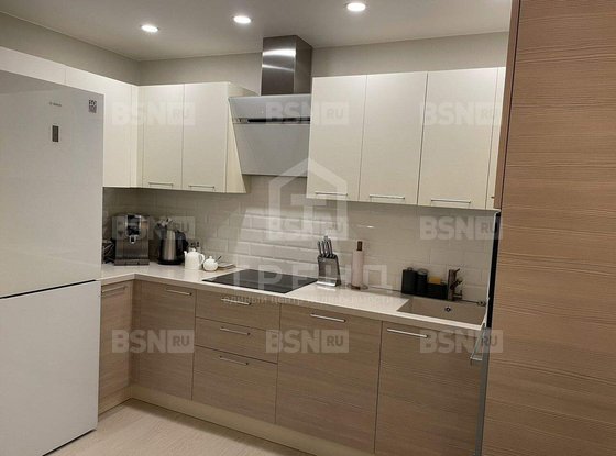 Продажа трехкомнатной квартиры - Вадима Шефнера улица, д.10, корп.1 стр 1 