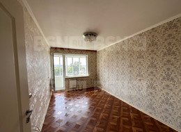 Продажа трехкомнатной квартиры - Ленинградская область, Ломоносовский район, Кипень д., Ропшинское ш., д.15 