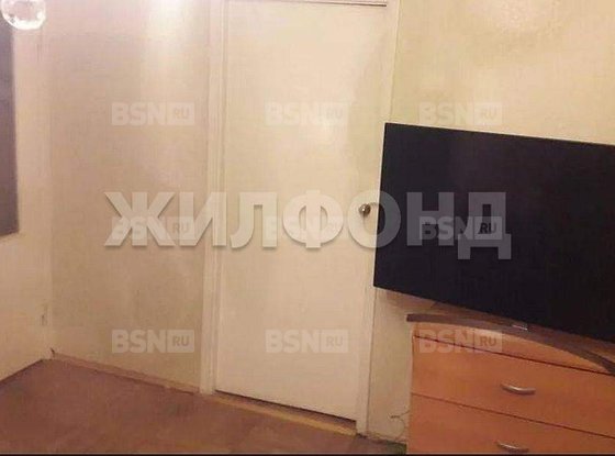 Продажа трехкомнатной квартиры - Лёни Голикова улица, д.27 
