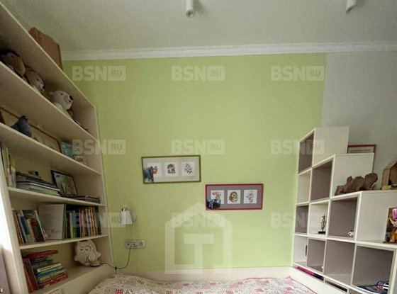 Продажа трехкомнатной квартиры - Бассейная улица, д.12 
