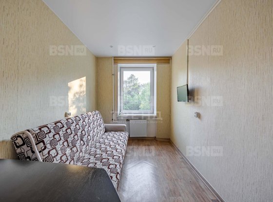 Продажа пятикомнатной квартиры - Омская улица, д.22 