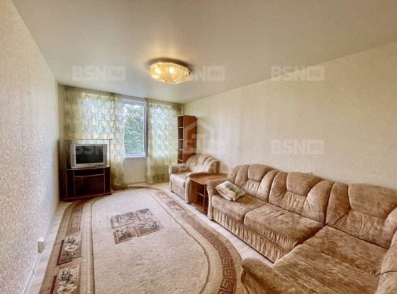 Продажа трехкомнатной квартиры - Крыленко улица, д.33, корп.1 