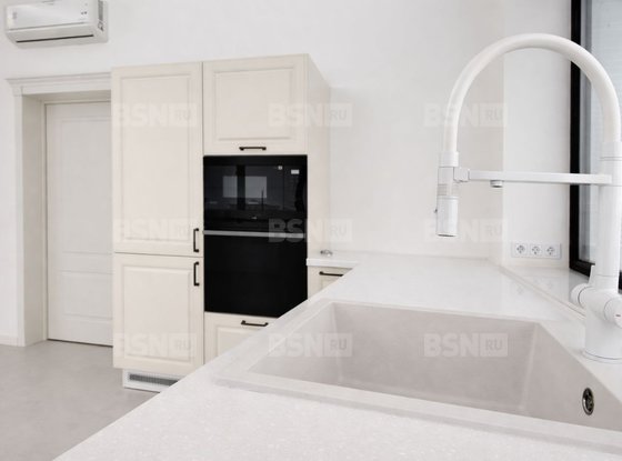 Продажа коттеджа - городской поселок Тайцы, Писателя Михаила Чулаки улица