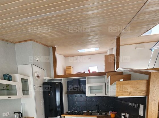 Продажа трехкомнатной квартиры - Павловск, Звериницкая улица, д.19 