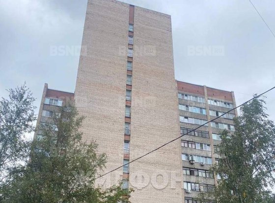 Продажа комнаты в шестикомнатной квартире - Есенина улица, д.36, корп.3 