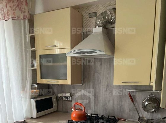 Продажа трехкомнатной квартиры - Художников проспект, д.39, корп.1 