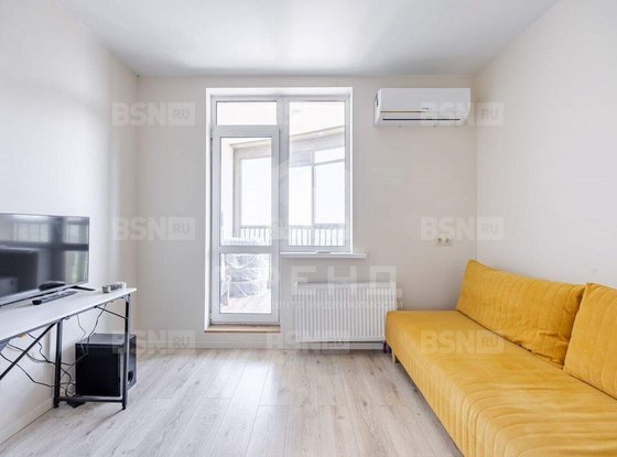 Продажа однокомнатной квартиры - Ломоносов, Заводская улица, д.17 