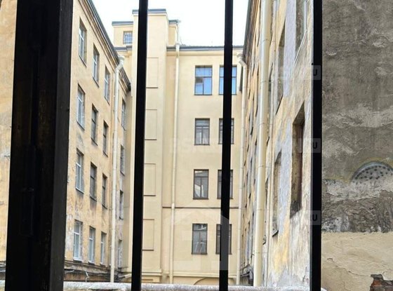 Продажа четырехкомнатной квартиры - Лиговский проспект, д.65 