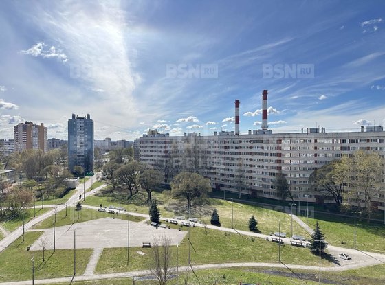 Продажа трехкомнатной квартиры - Пионерстроя улица, д.7, корп.2 