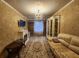 Продажа трехкомнатной квартиры - Ленинградская область, Гатчинский район, Гатчина г., Авиатриссы Зверевой ул., д.1/8 