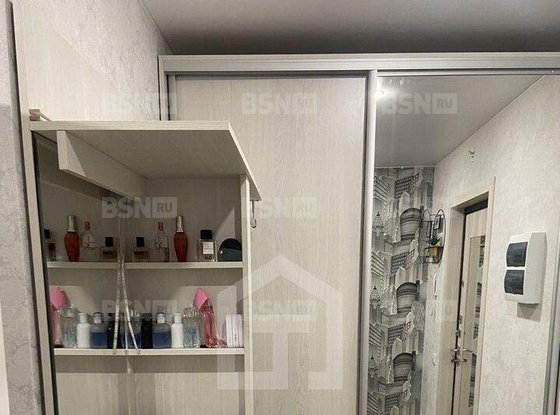 Продажа трехкомнатной квартиры - Большеохтинский проспект, д.15, корп.2 стр 1 